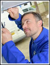 Wilmington Garage Door Service  Wilmington, MA 978-319-4805 - gr-emg-01